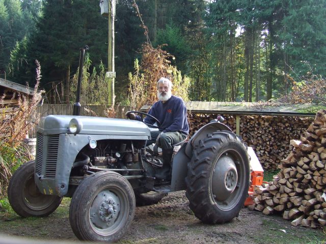 Two old codgers at rest